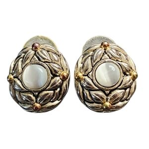 Vintage Two-Tone Cat's Eye Earrings